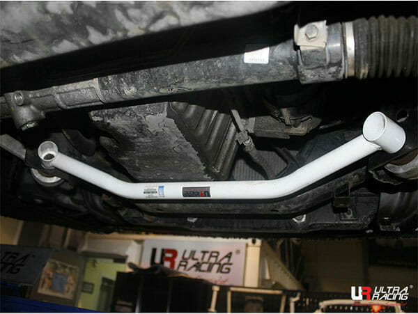 Ultra Racing 3-Point Fender Brace (UR-FD3-715P)