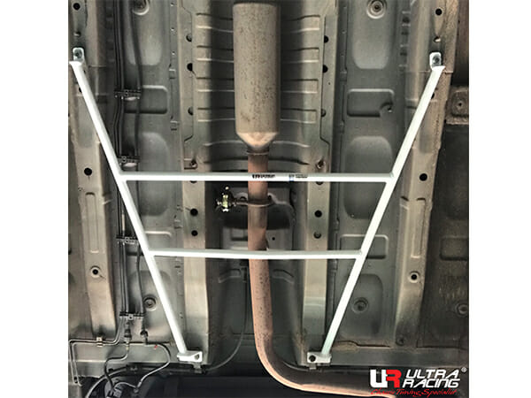 Ultra Racing Rear Anti Roll Bar AR20-1352