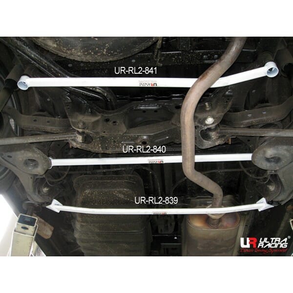 Ultra Racing 3-Point Fender Brace (UR-FD3-715P)
