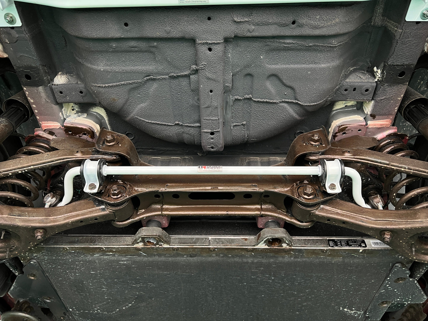 Ultra Racing Rear Anti Roll Bar AR20-164