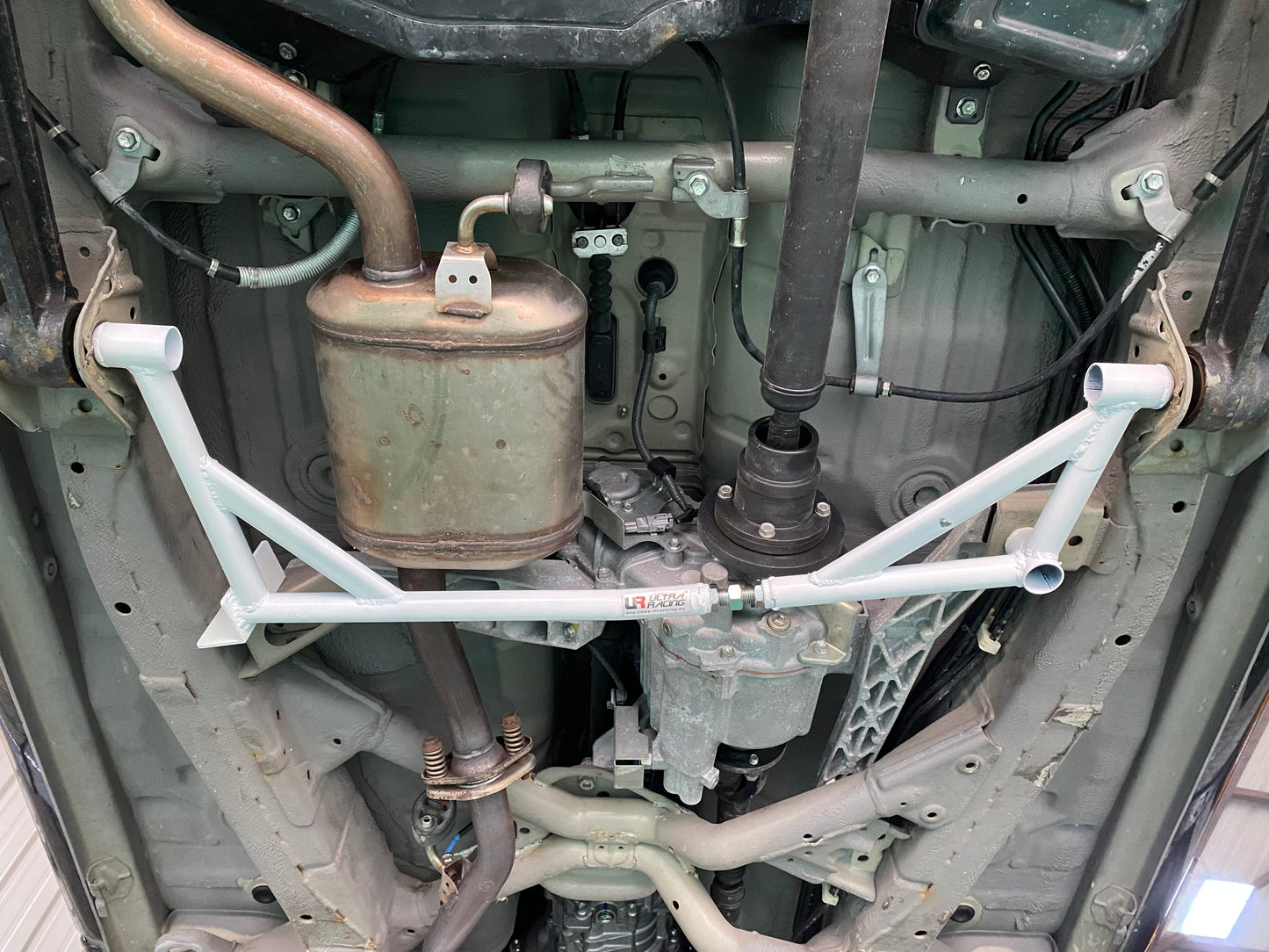 Ultra Racing Rear Anti Roll Bar AR20-350