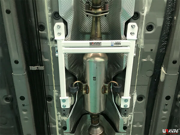 Ultra Racing Rear Anti Roll Bar AR20-1325