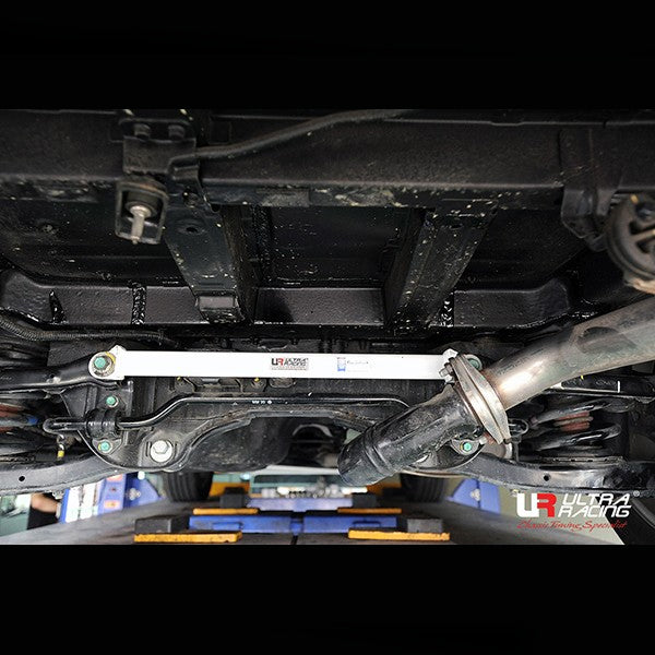Ultra Racing 3-Point Fender Brace (UR-FD3-715P)