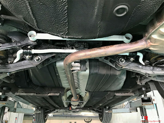 Ultra Racing 3-Point Fender Brace (UR-FD3-715P)