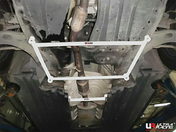 Ultra Racing Rear Anti Roll Bar AR20-1568