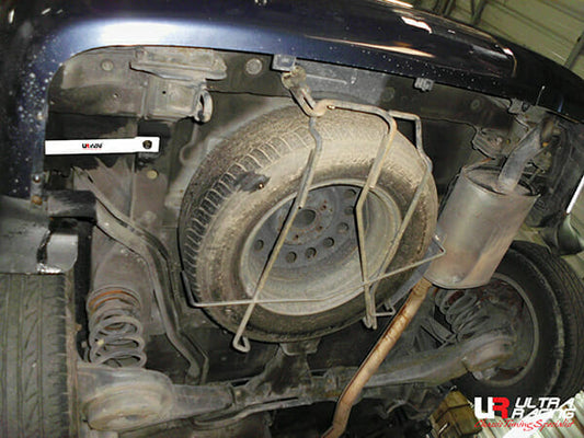 Ultra Racing 3-Point Fender Brace (UR-FD3-715P)