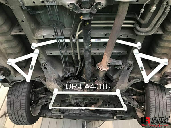 Ultra Racing Rear Anti Roll Bar AR20-1557