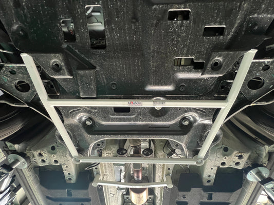 Ultra Racing 3-Point Fender Brace (UR-FD3-715P)