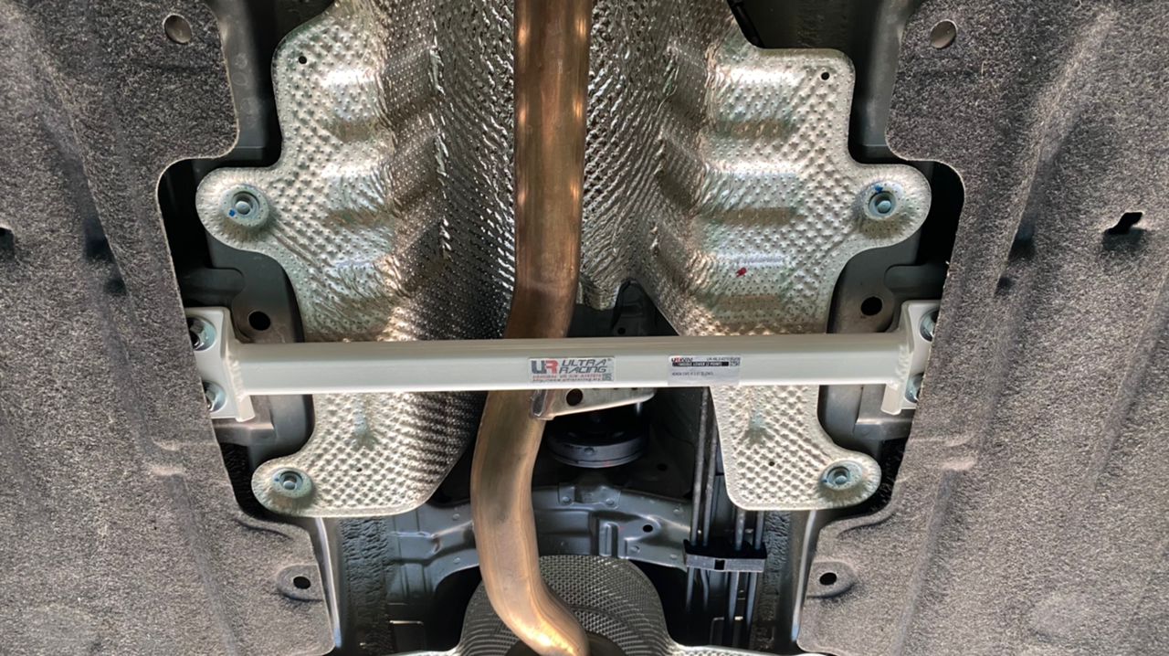 Ultra Racing Rear Anti Roll Bar AR20-400