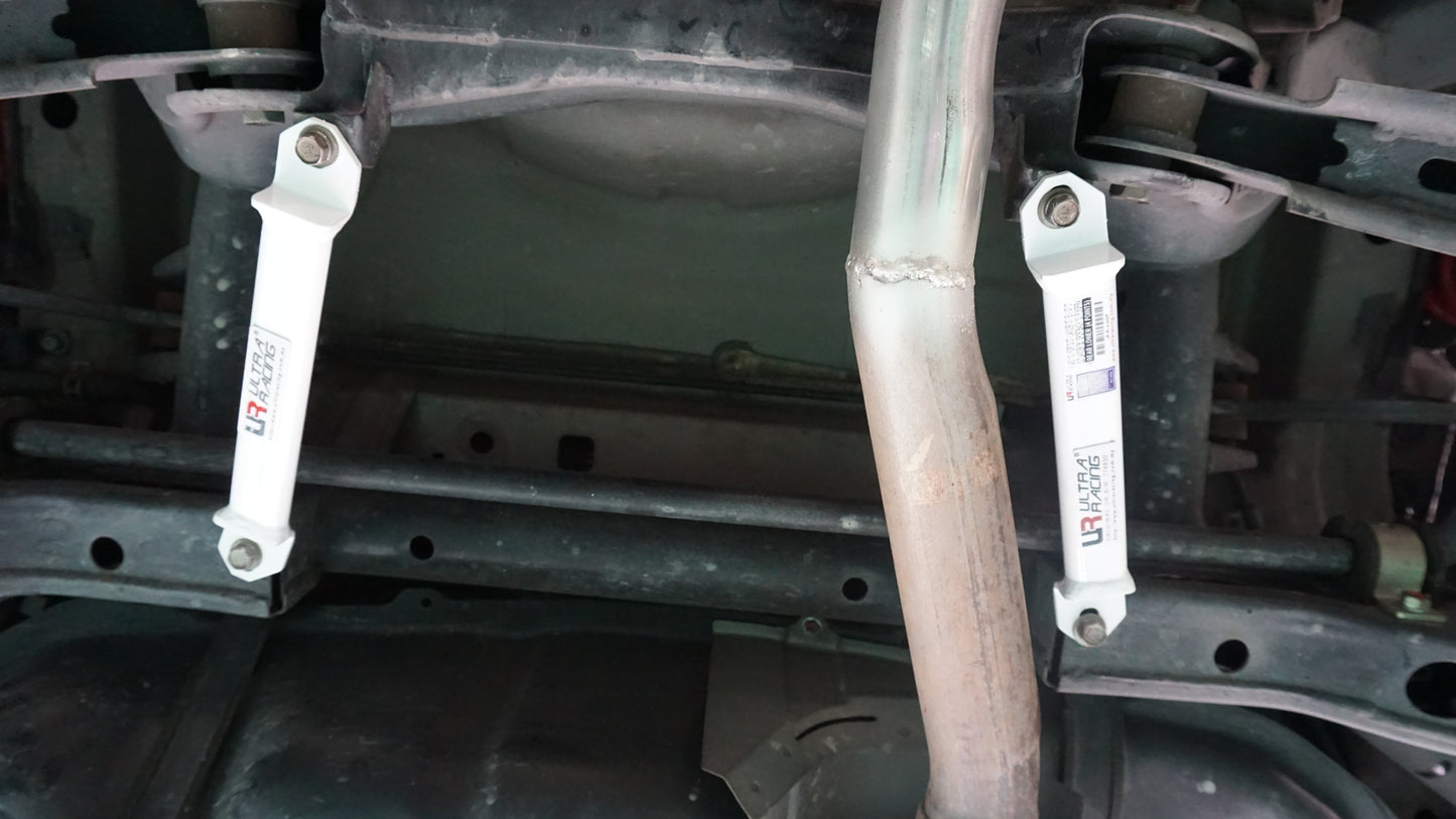 Ultra Racing Rear Anti Roll Bar AR20-559