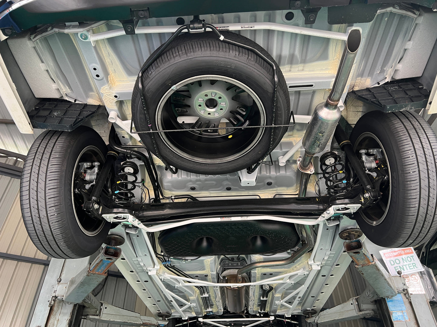 Ultra Racing Rear Anti Roll Bar AR20-335