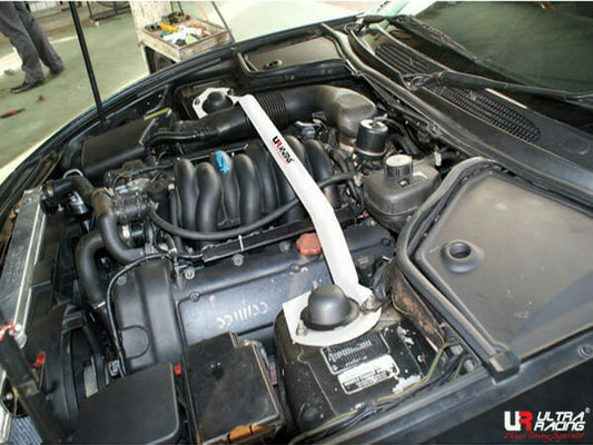 Ultra Racing Jaguar XK8  Front Strut Brace URTW2-1551