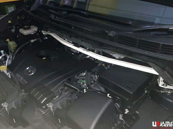 Ultra Racing 3-Point Fender Brace (UR-FD3-715P)