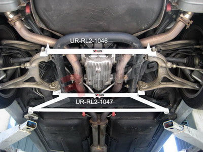 Ultra Racing Rear Lower Brace RL2-1046