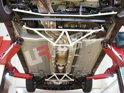 Ultra Racing Rear Lower Brace RL4-238